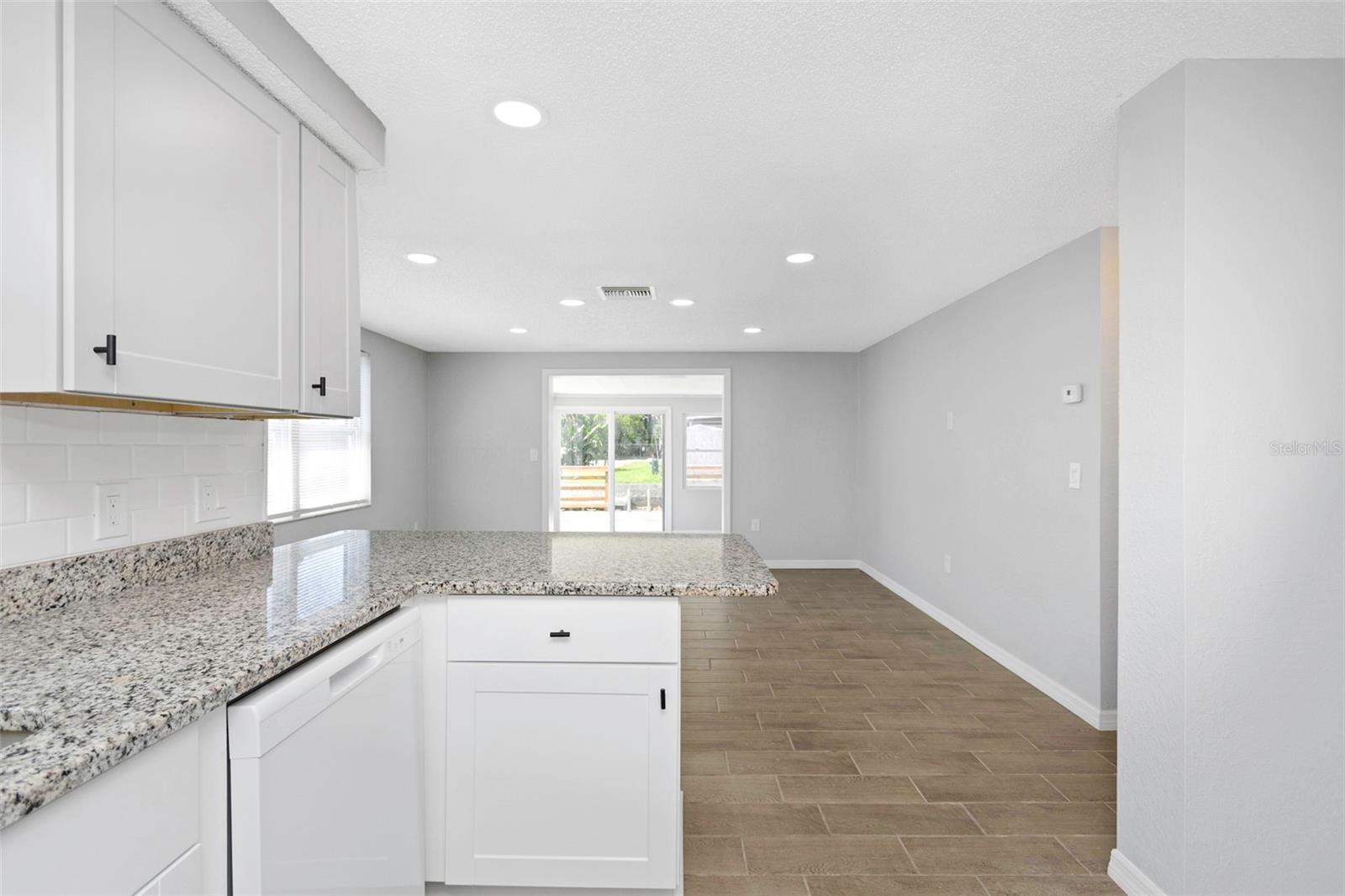 6819 Sanderling Lane