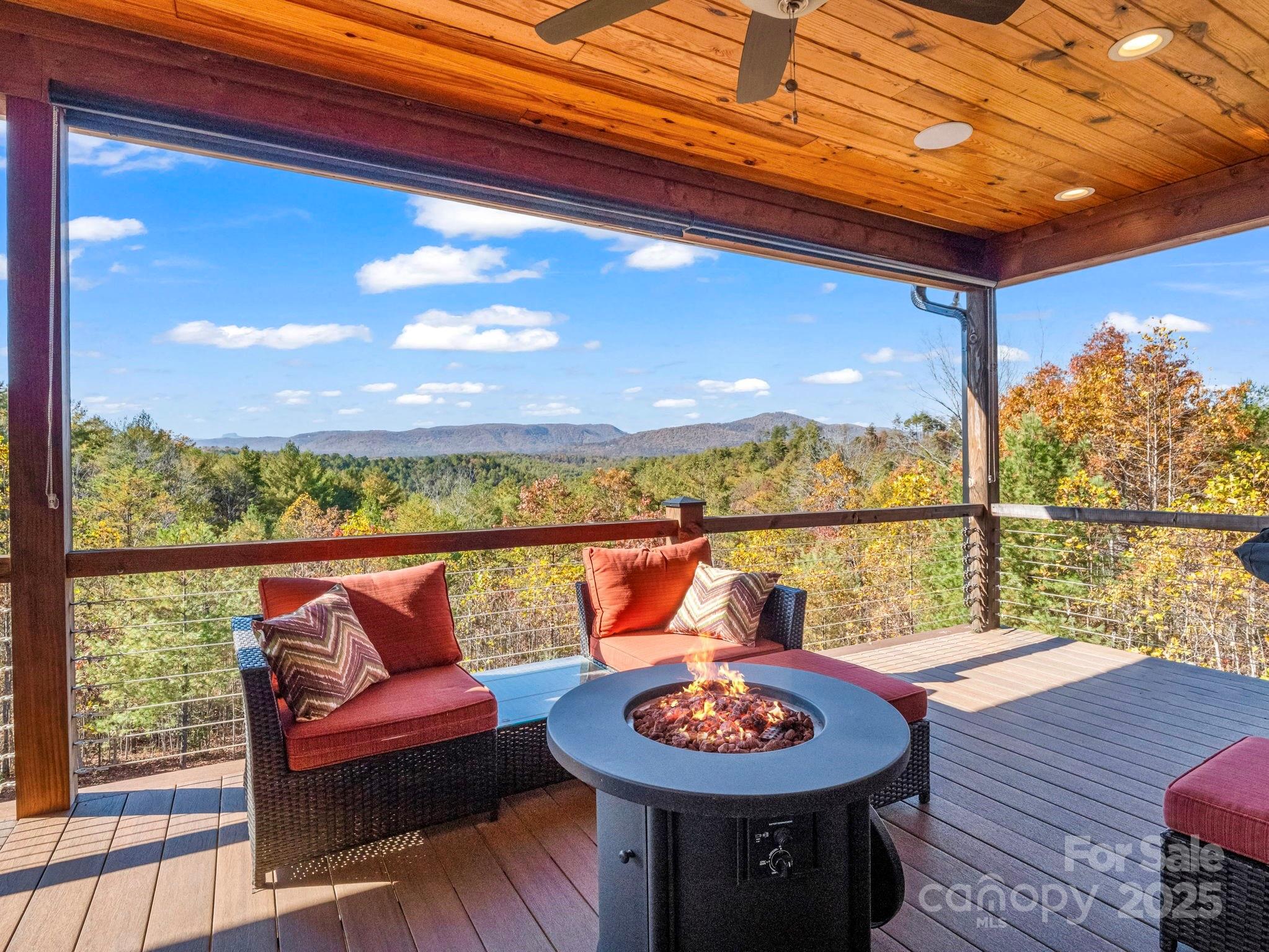 5588 Table View Lane