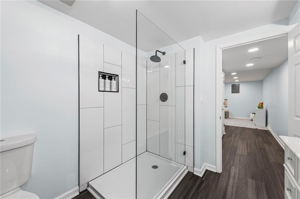 5814 Parkview Avenue