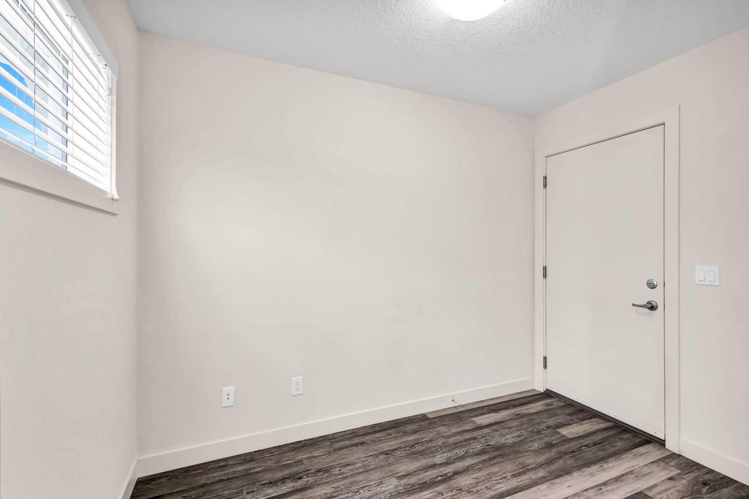 11 Evanscrest Mews NW 208