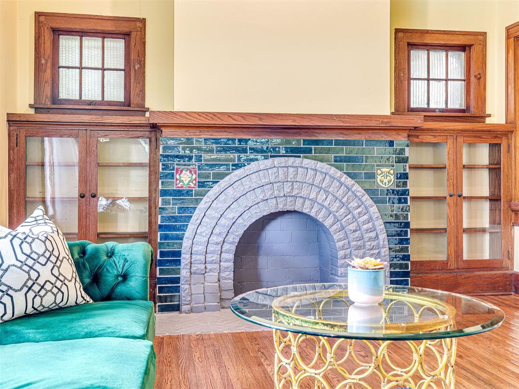 701 NW 21st Street