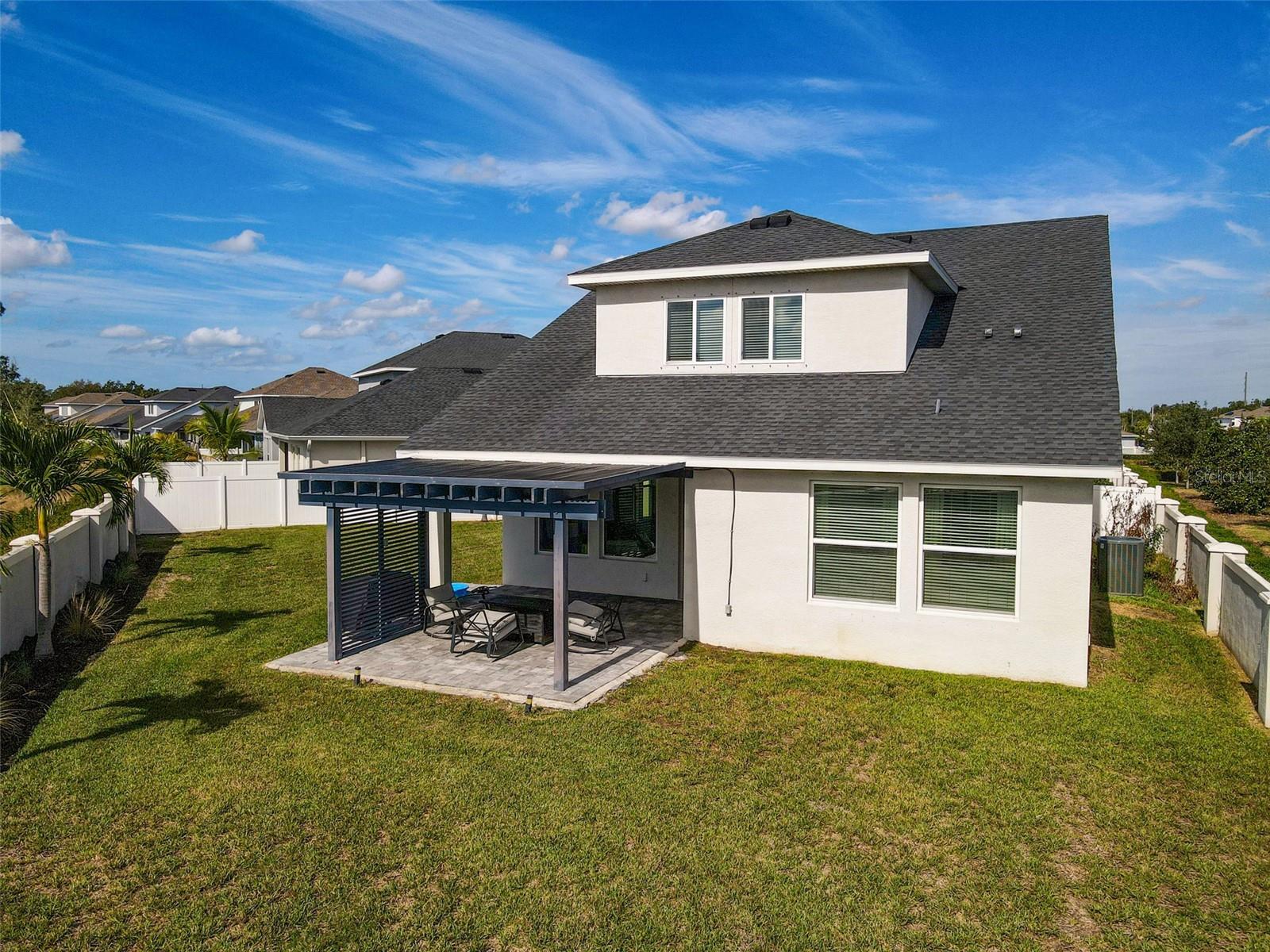 5570 Spanish Moss Cove