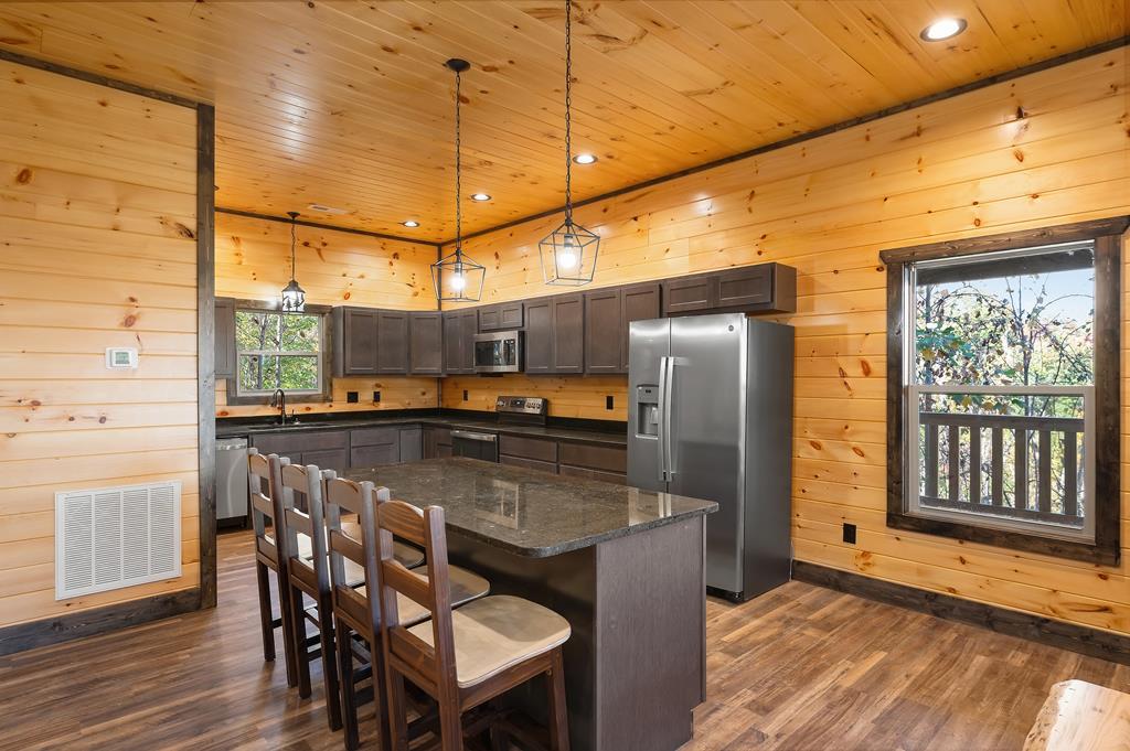 908 Crooked Ridge Rd.