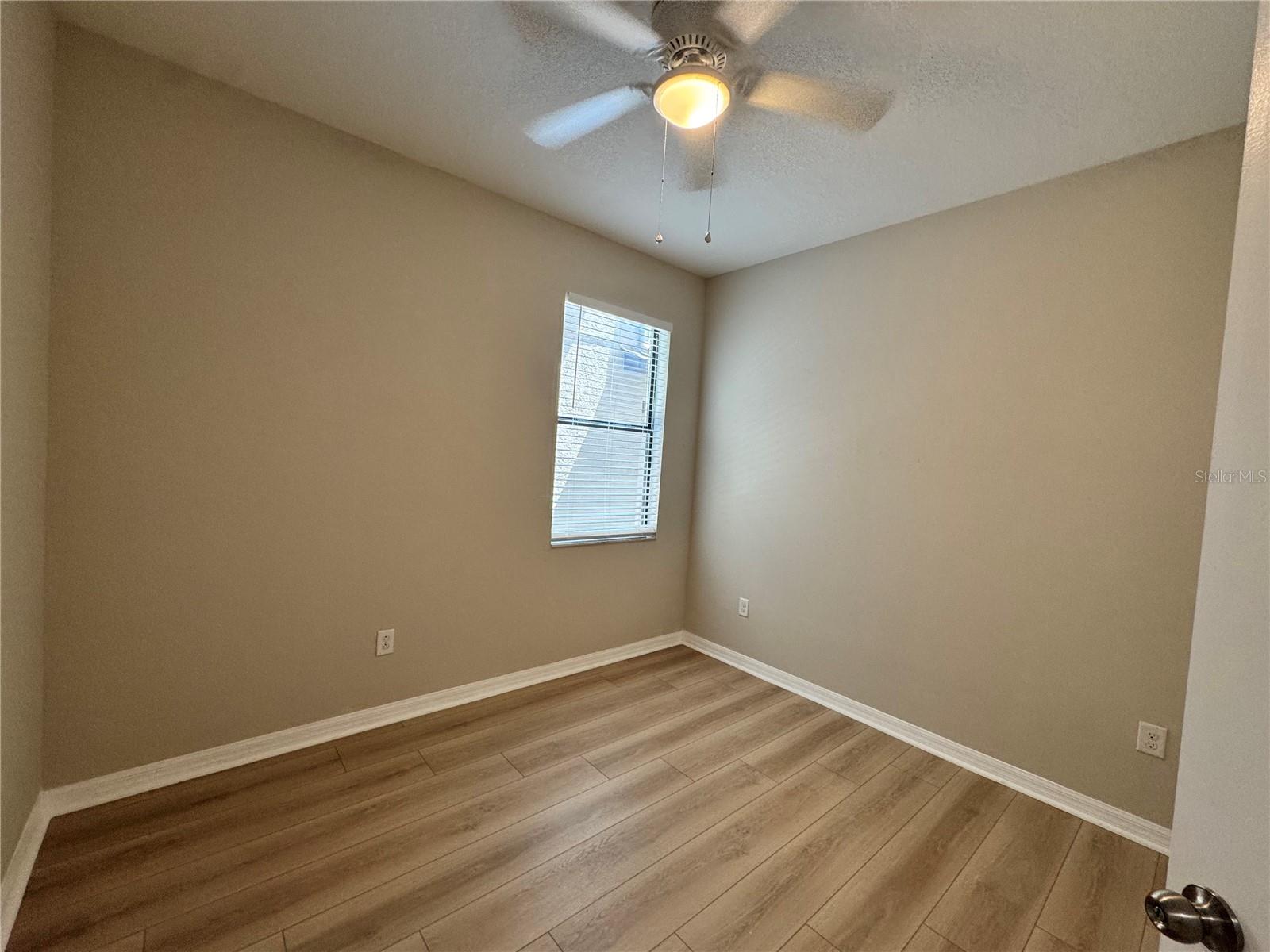 2711 Garden Falls Drive