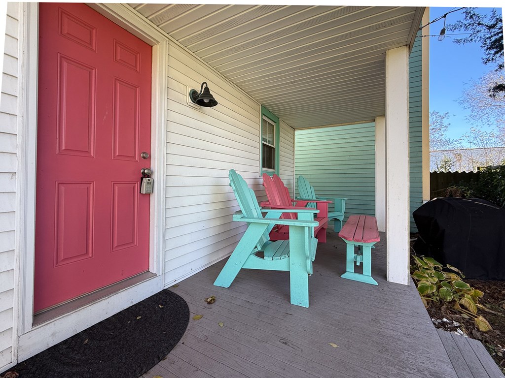 521 Mason Ave 578