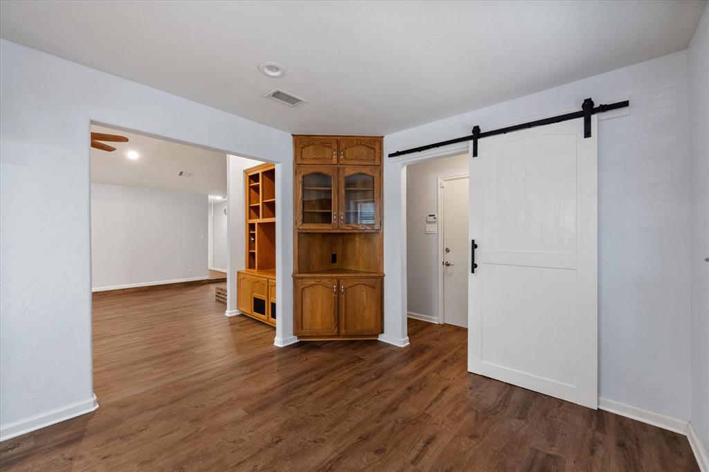 2206 Sand Creek Court