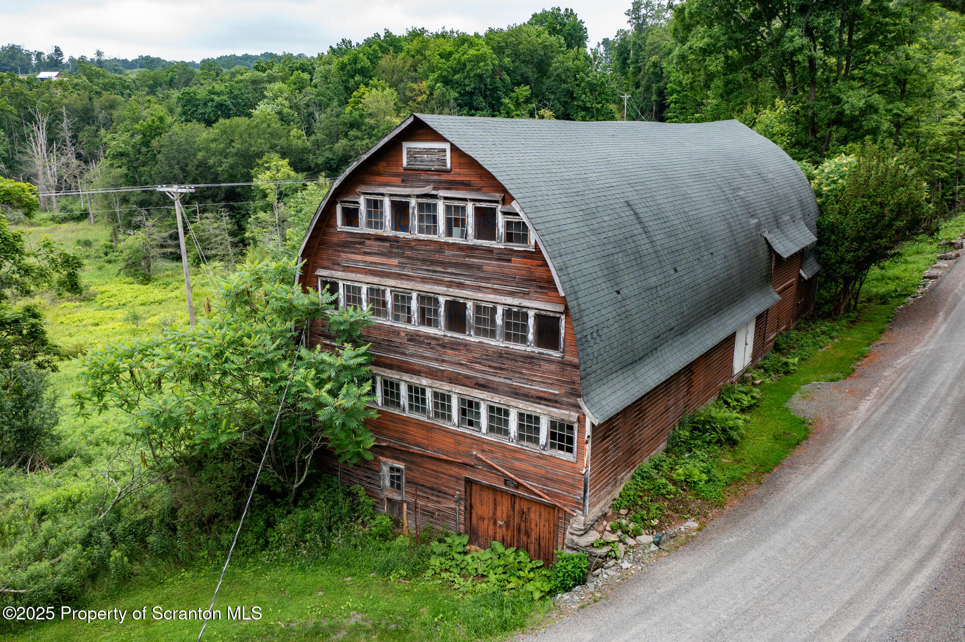 1942 Hess Road