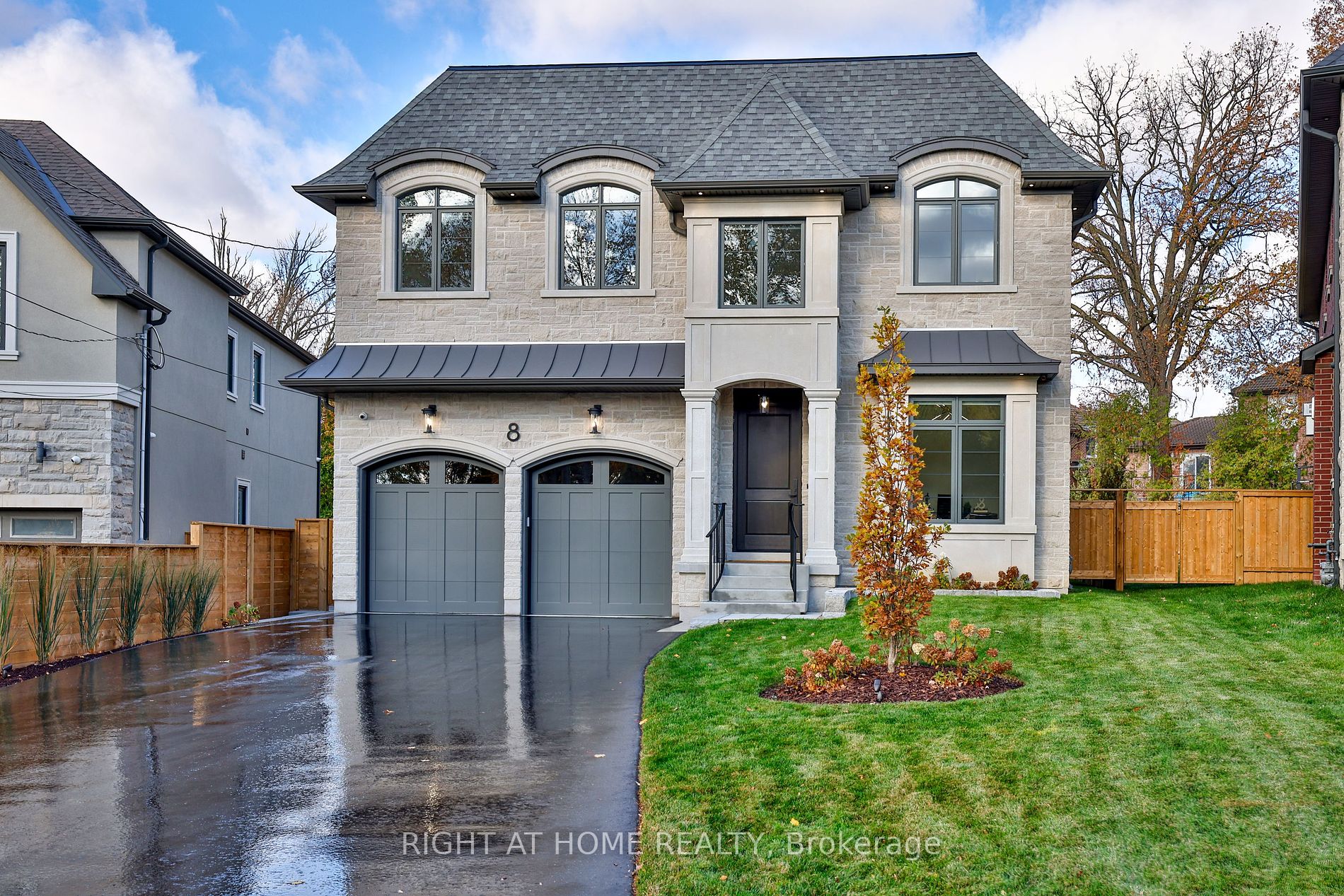 8 Hughson Dr
