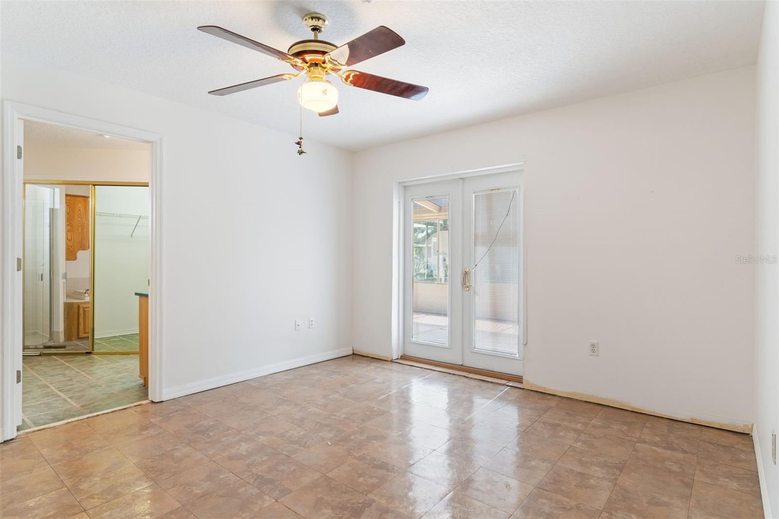 2800 Hammock Groves Road