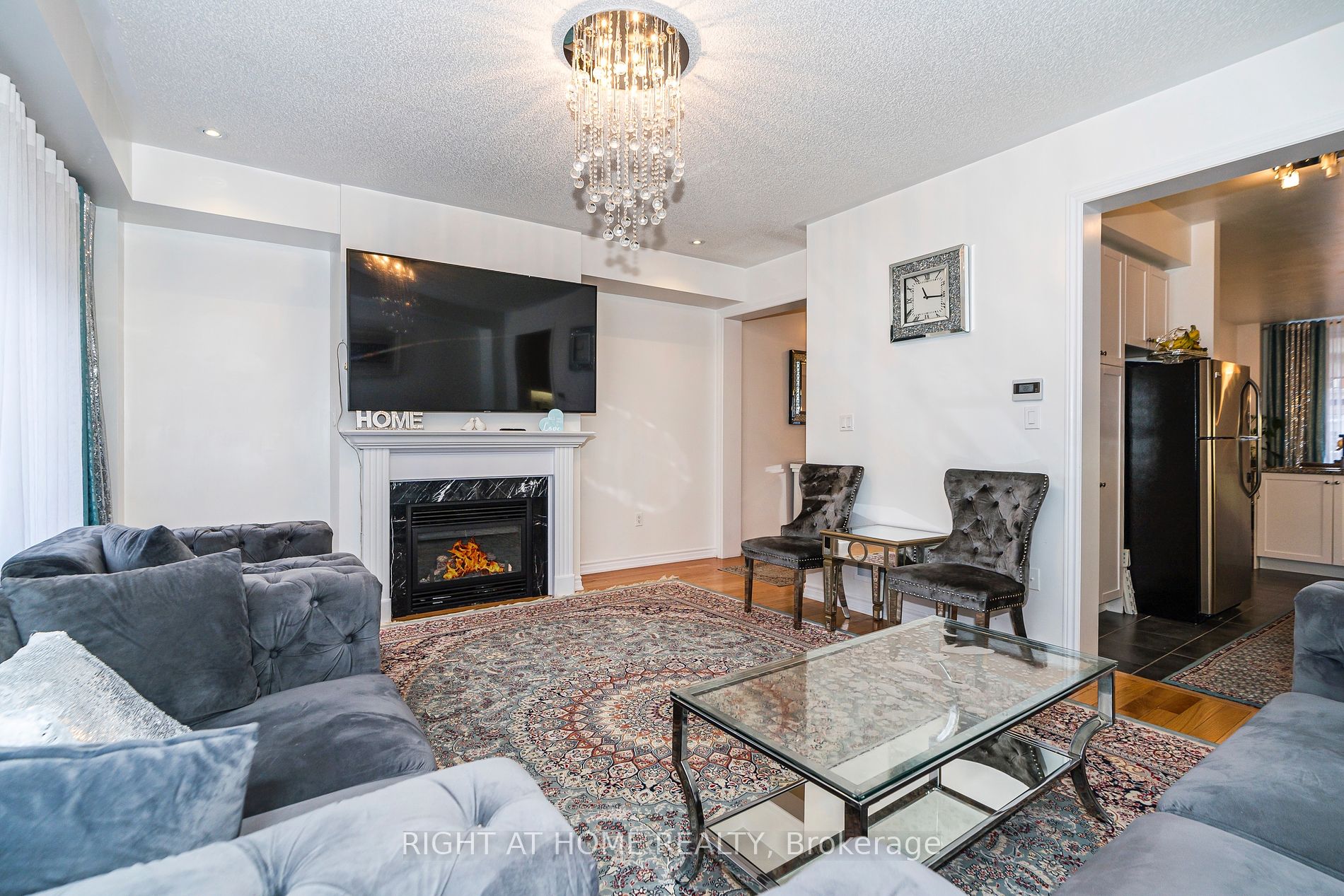 218 Appleton Crt