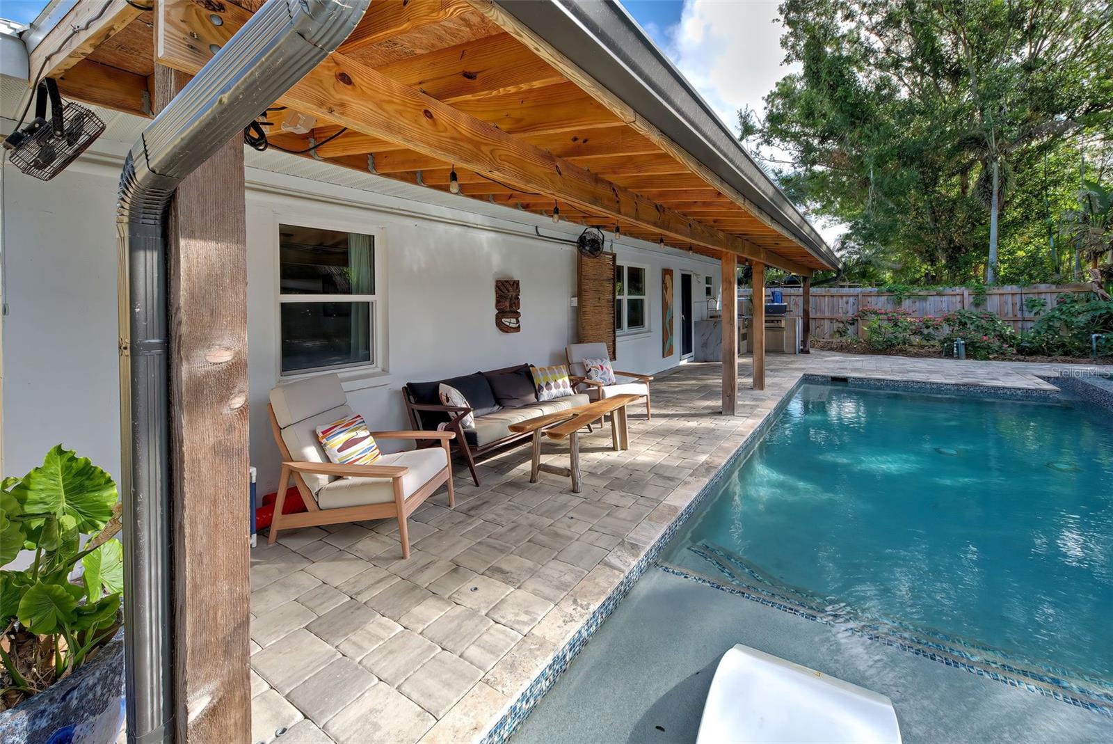 315 Palmetto Road W