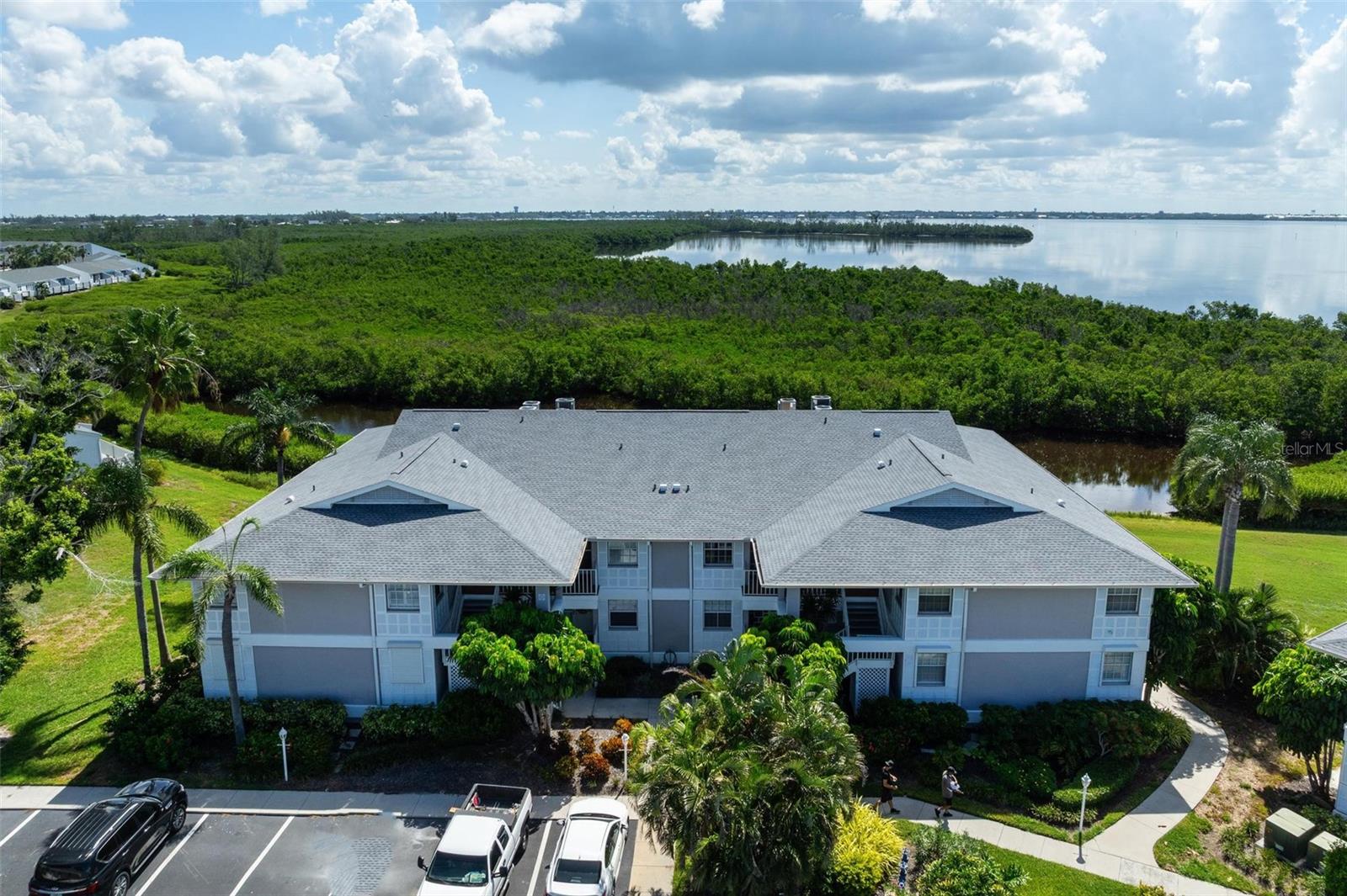 1103 Edgewater Circle 1103