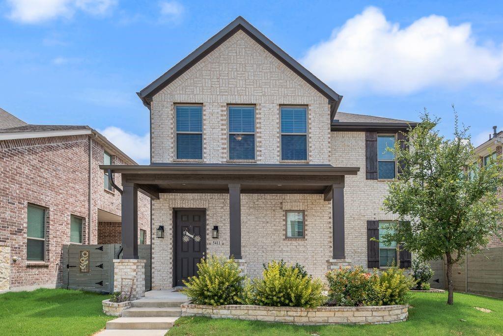 Beautiful home in Sachse is ready for move in! Stunning open concept kitchen and living room area with fireplace. Enjoy a movie or the big game while preparing a meal or entertaining around the large quartz island that can fit up to five bar stools. Shaker cabinets throughout the home to give a contemporary feel and consistent flow in the home. Dual sinks and a walk-in shower as part of the primary suite along with a spacious closet. More upgrades include quartz counters in the full bathrooms with undermount sinks along with solar panels to increase the efficiency of this home. A private fenced backyard with a covered patio so there is shade on the hot summer days but enough green space for kids, pets, and adults to play!