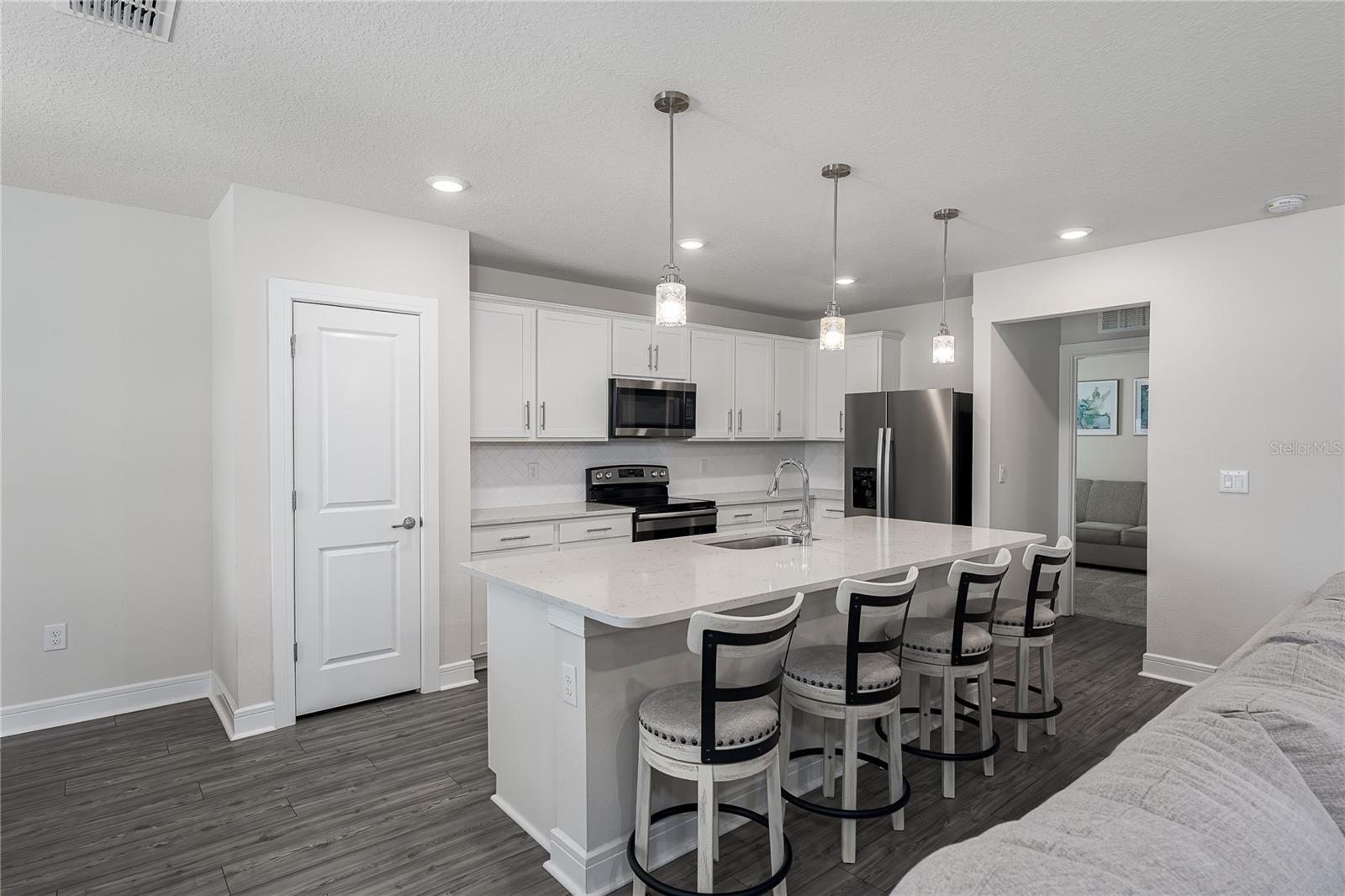 9144 Royal River Circle