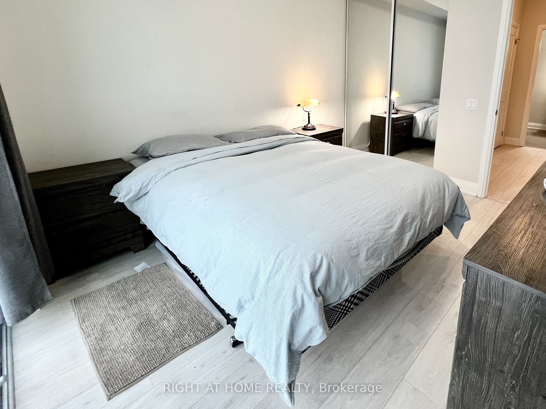 15 Lynch St 1407