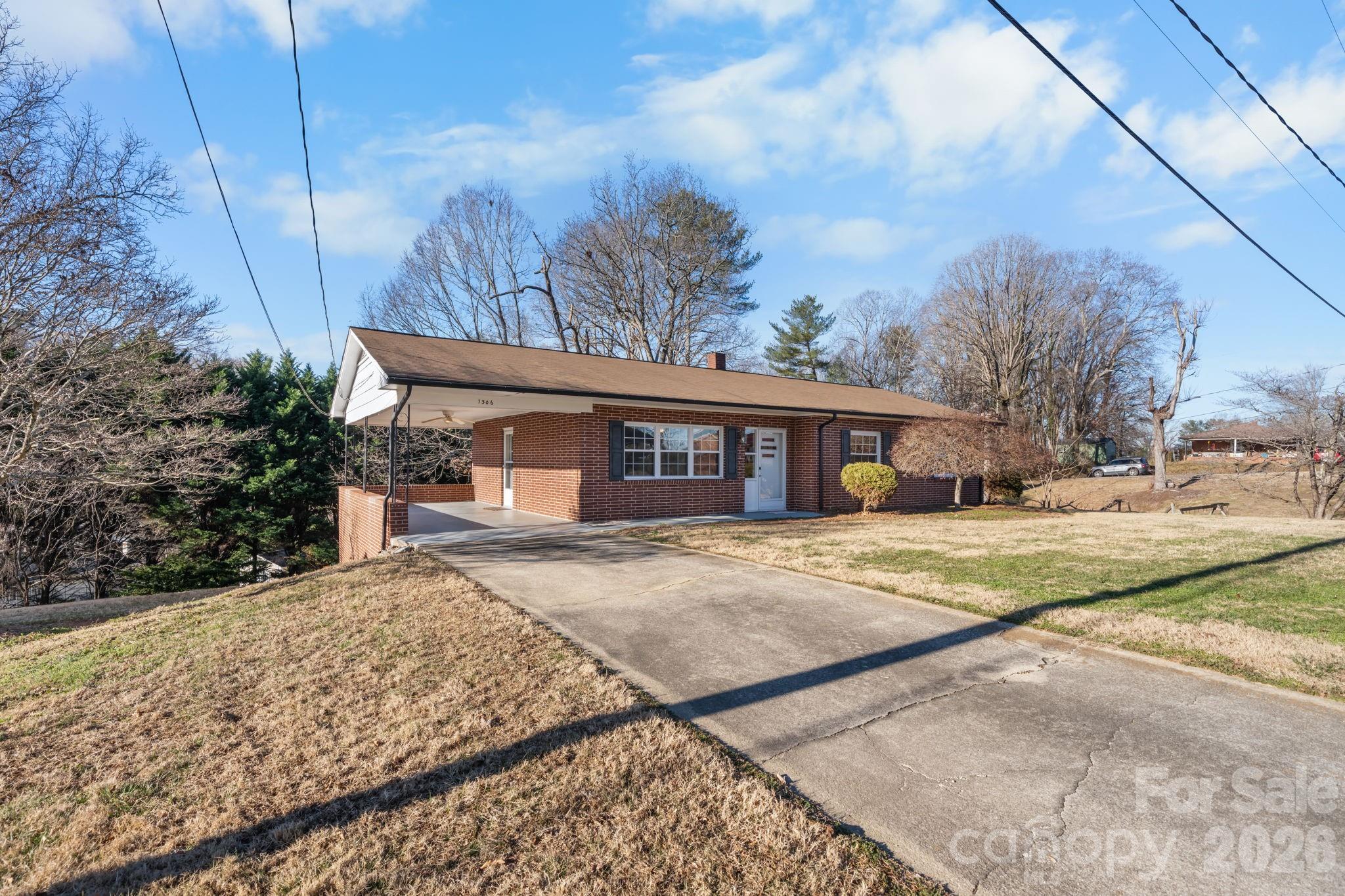 1306 Delwood Drive SW