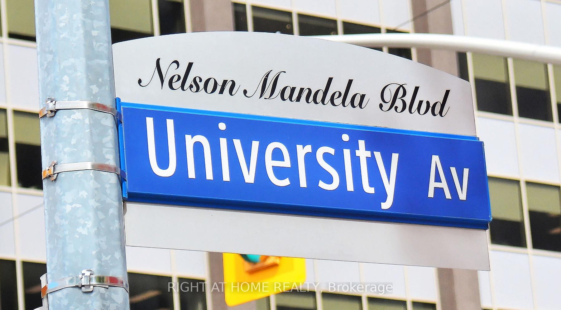 426 University Ave 3207