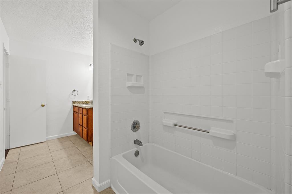 1117 Beeblossom Drive