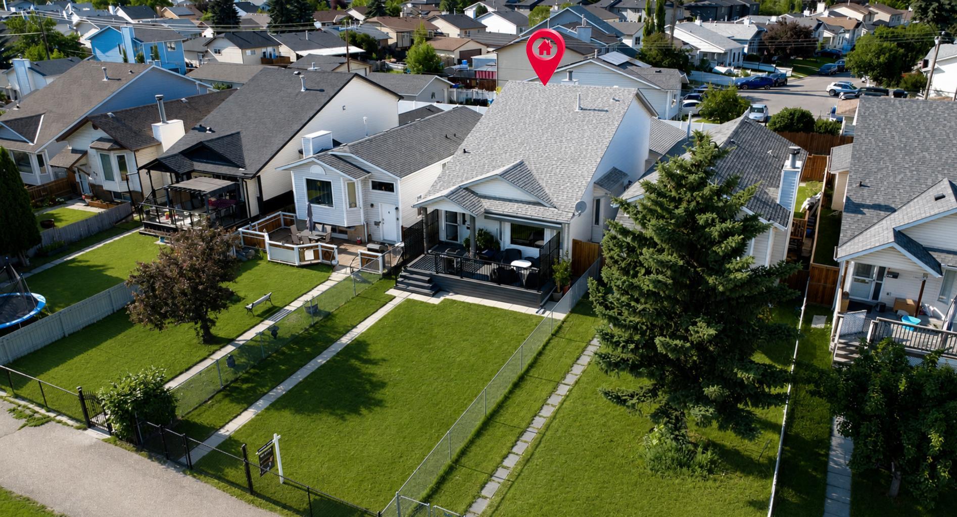 8 Erin Meadow Way SE