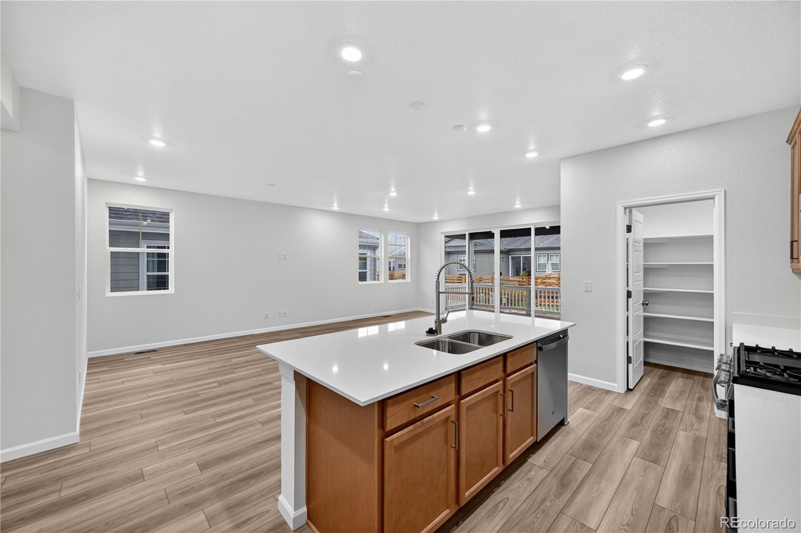 3338 N Duquesne Way