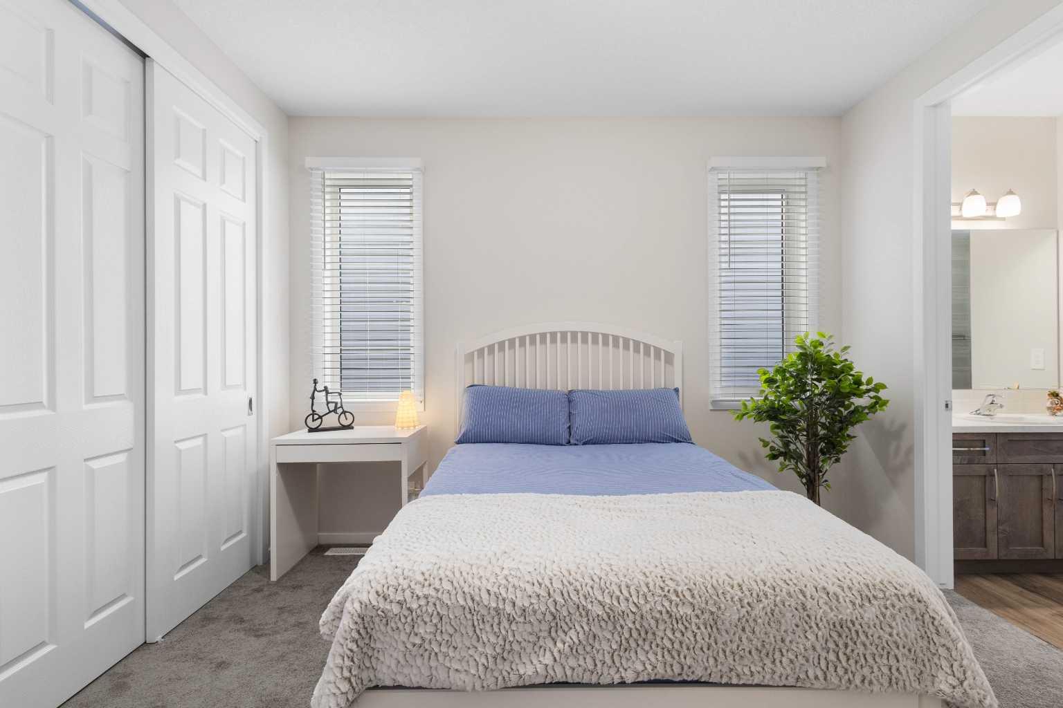 33 Carringham Heights NW
