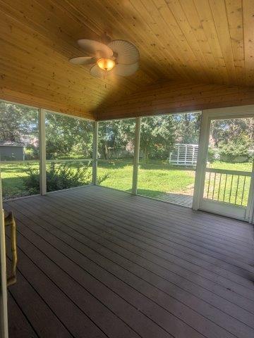 920 Oakcrest Drive