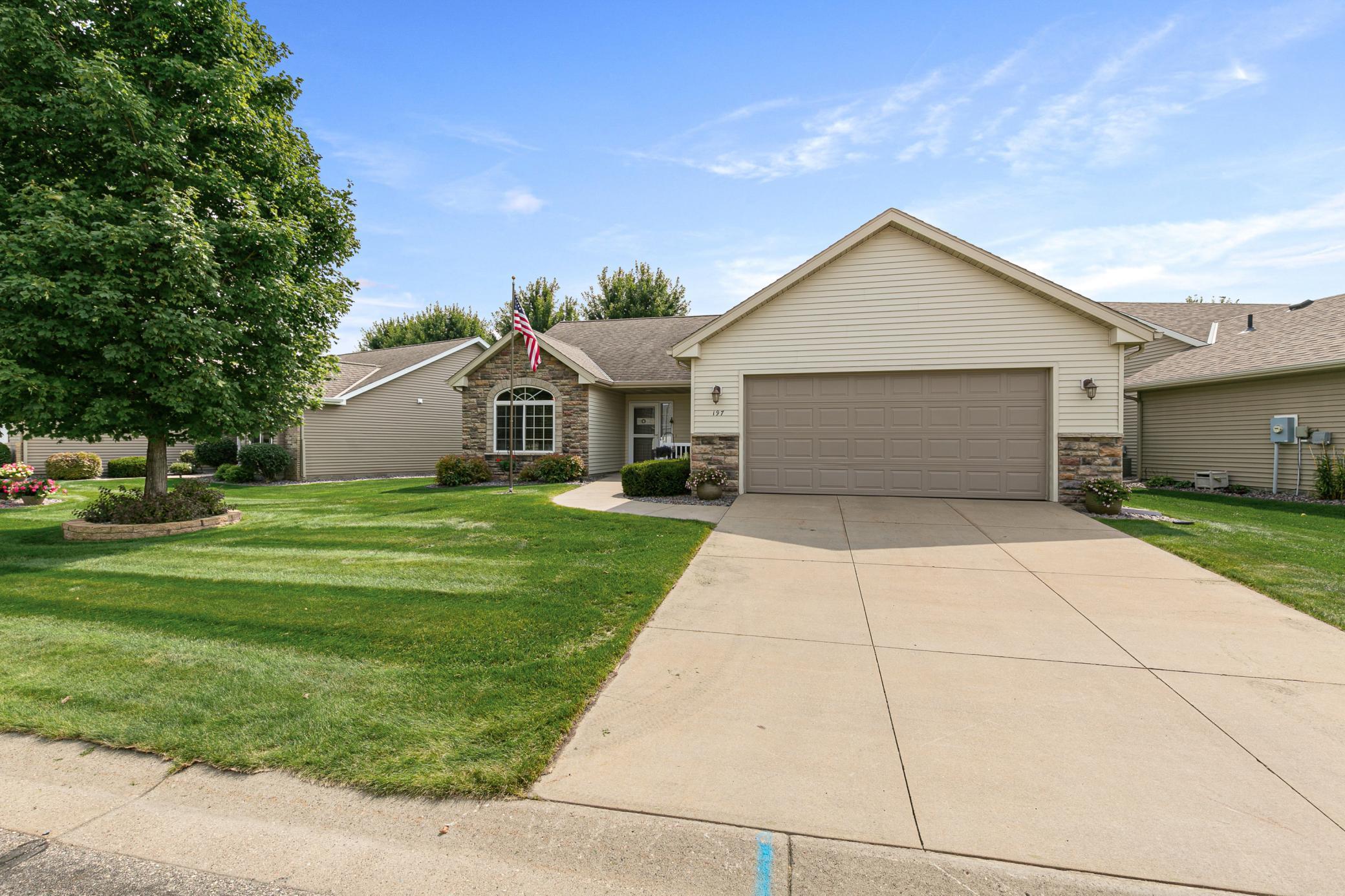 197 Glenview Loop