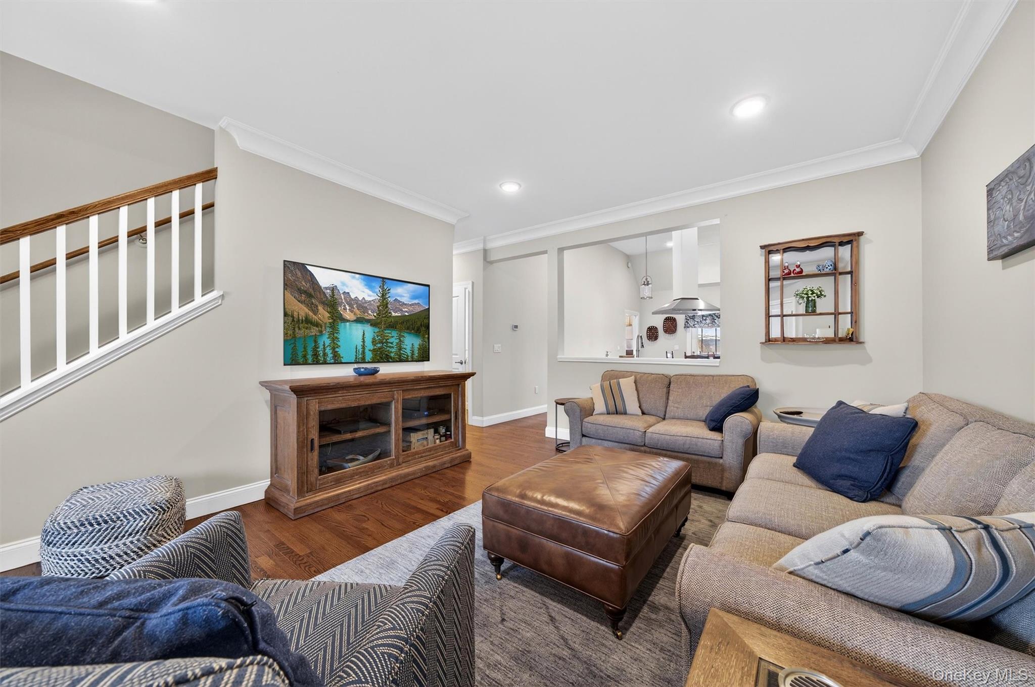 4 Strasser Place