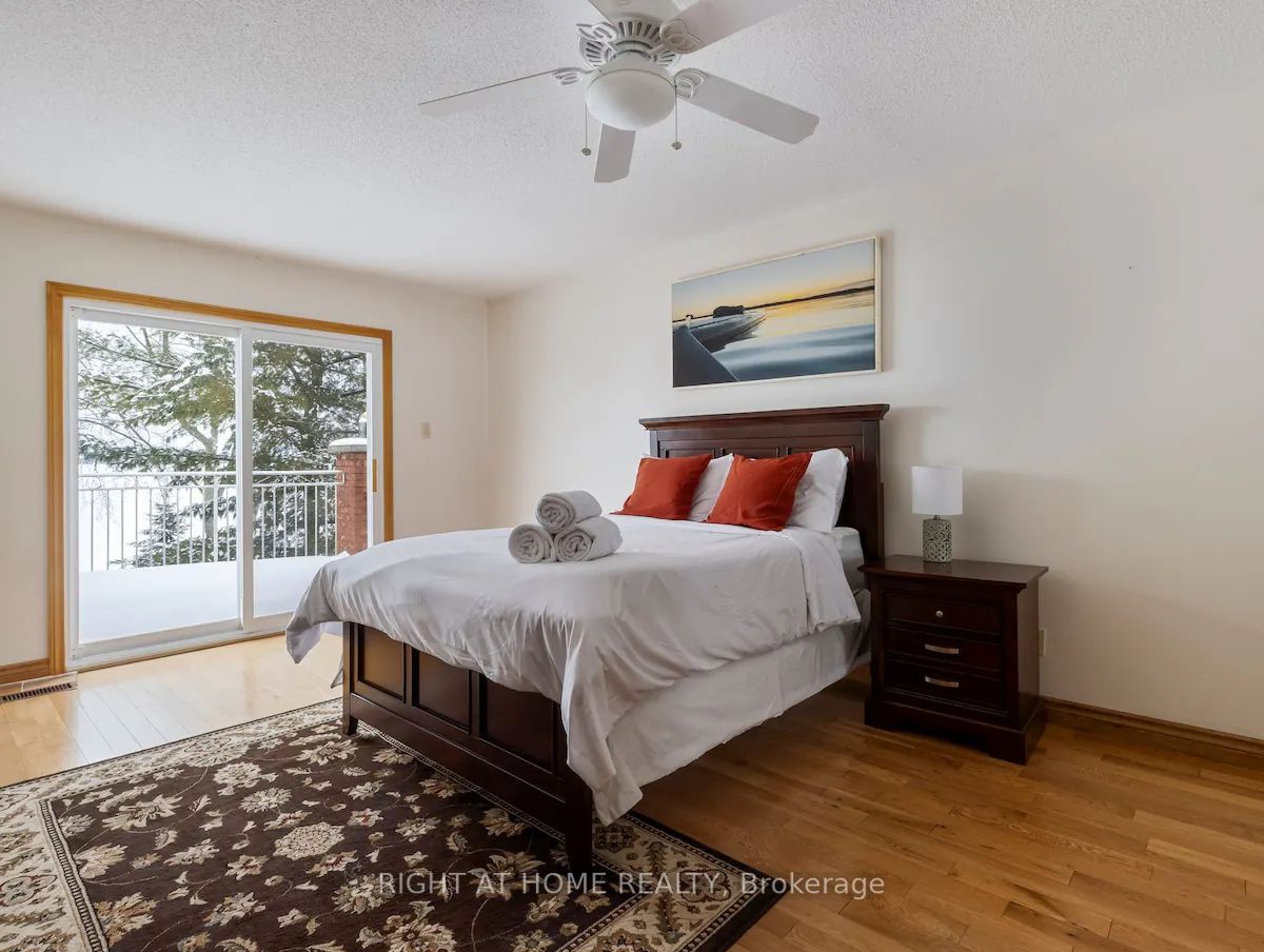 223 E Bayshore Rd