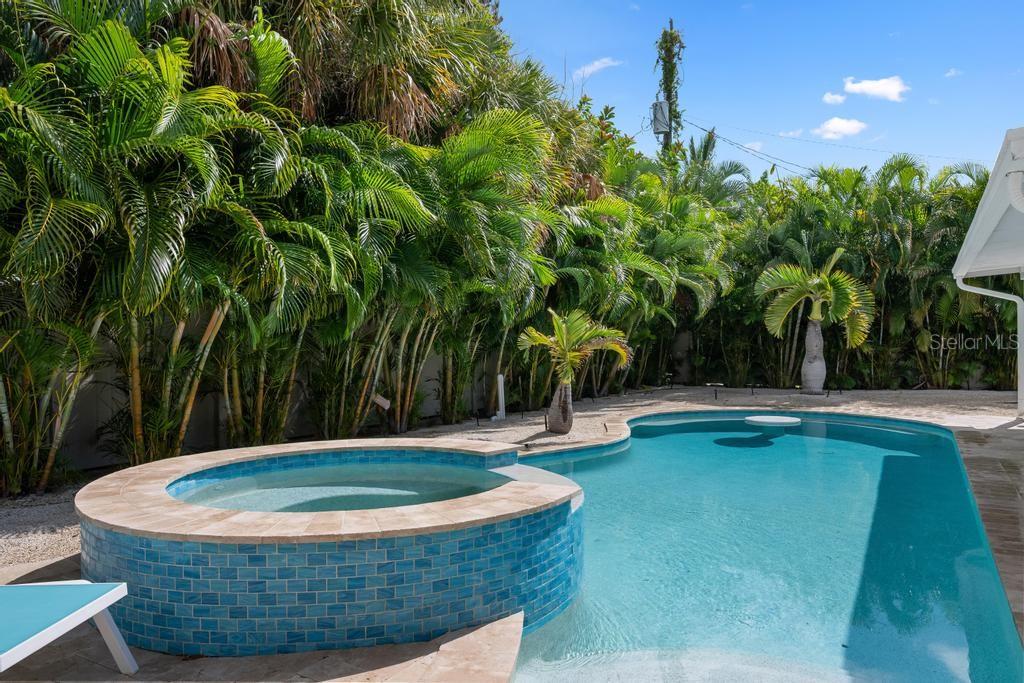 406 Bay Palms Drive