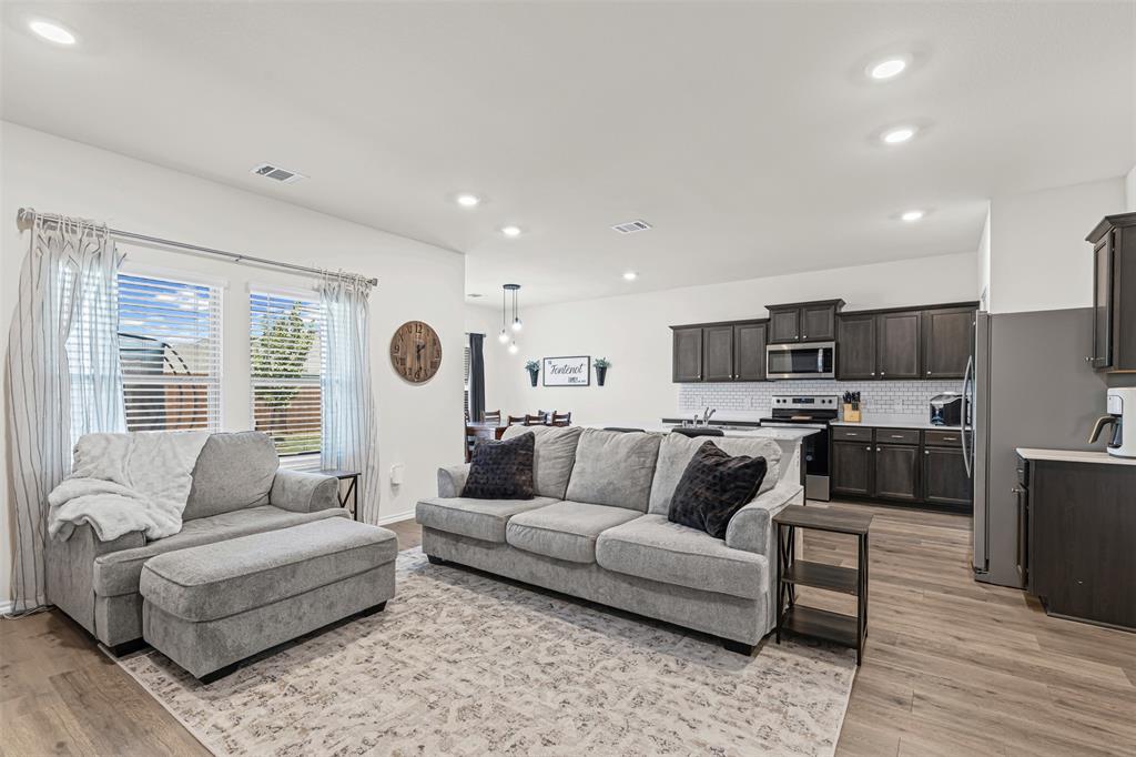 752 Amelia Court