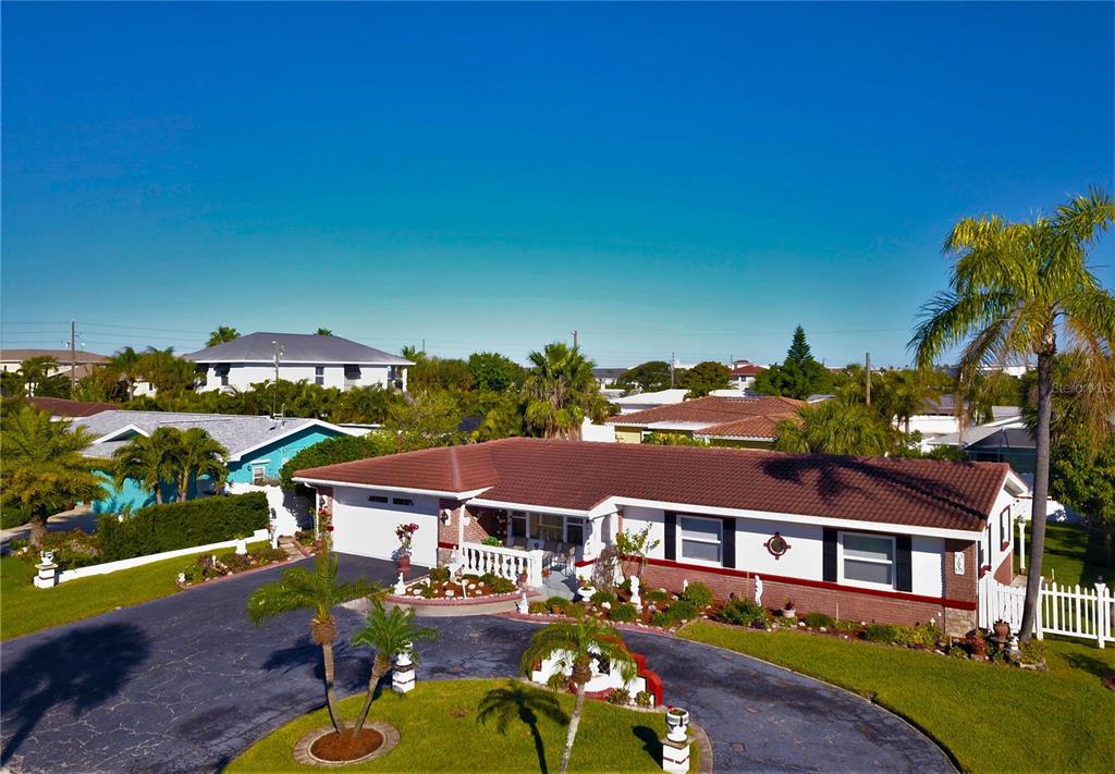 105 22Nd Street, Belleair Beach, FL 33786
