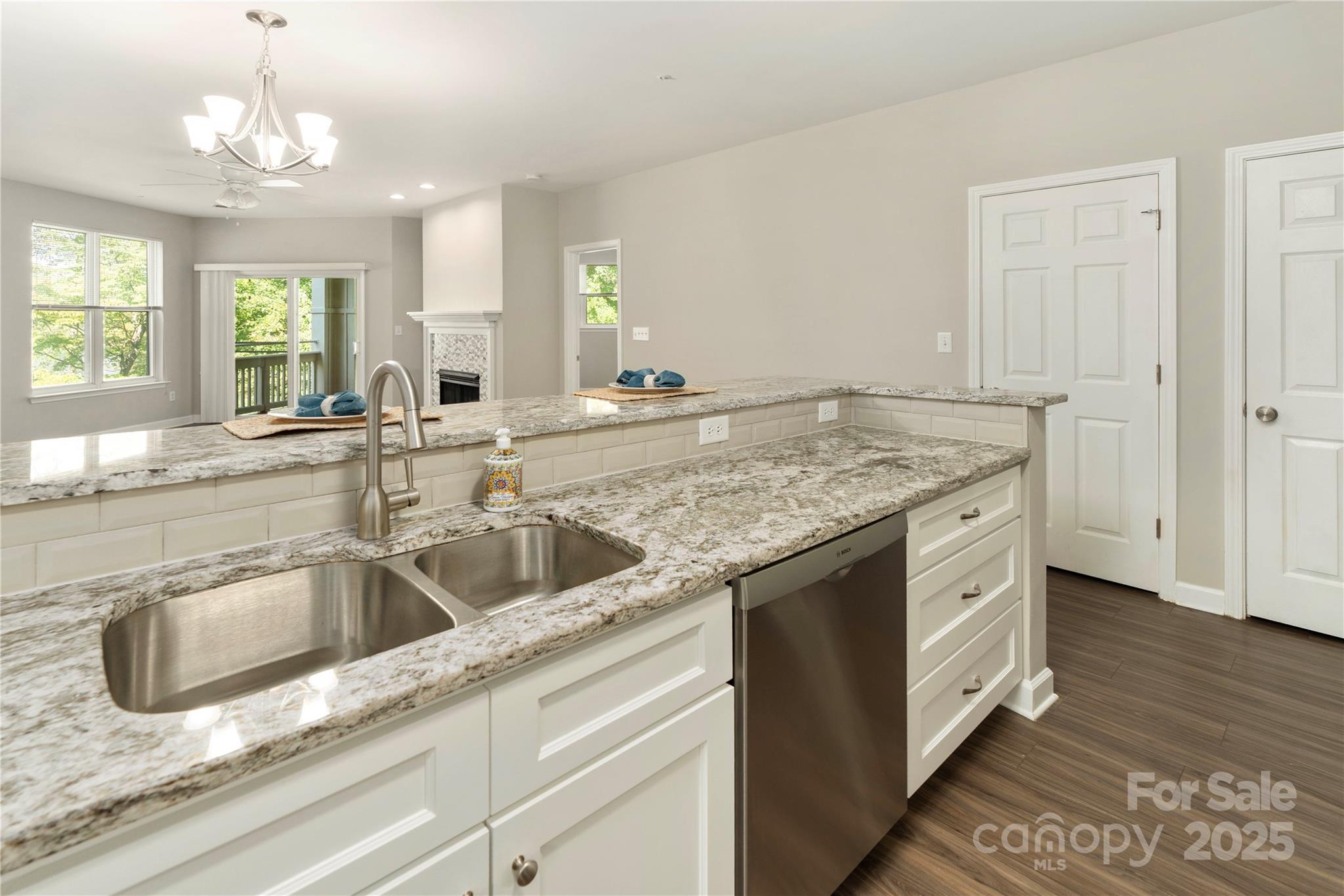 714 Northeast Drive 53