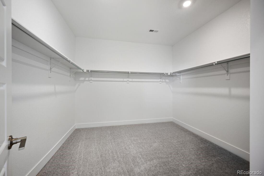 16616 W 93rd Place
