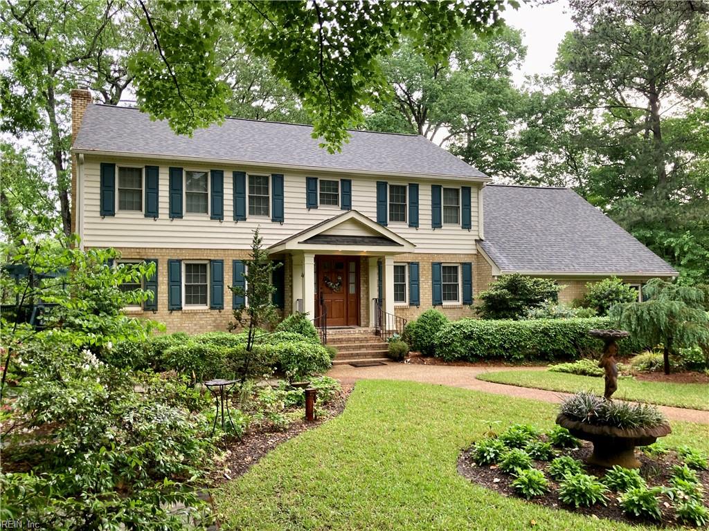 828 De La Fayette Court