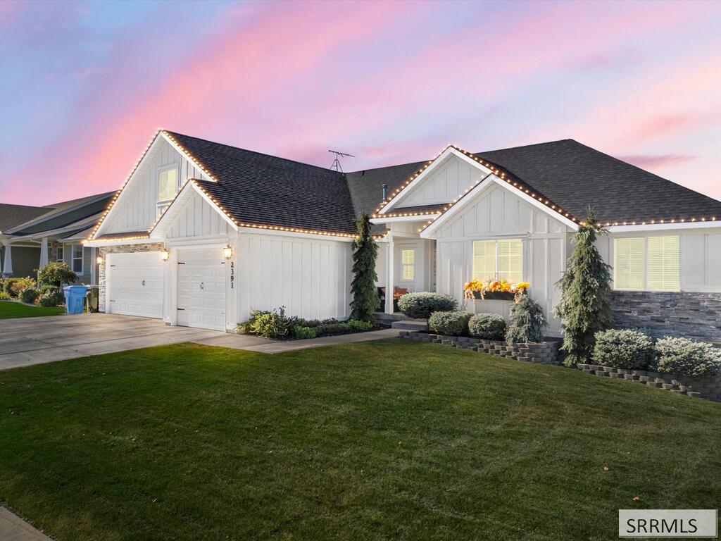 2391 Dusk View Court