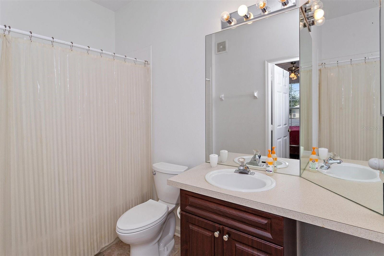 2307 Silver Palm Dr 202