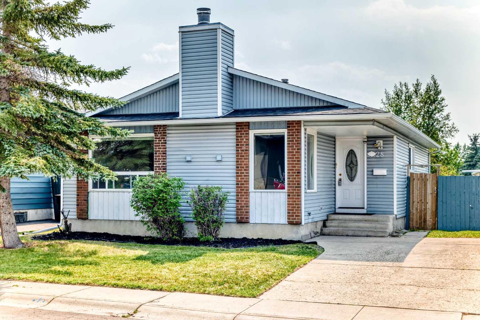 28 Whiteram Close NE