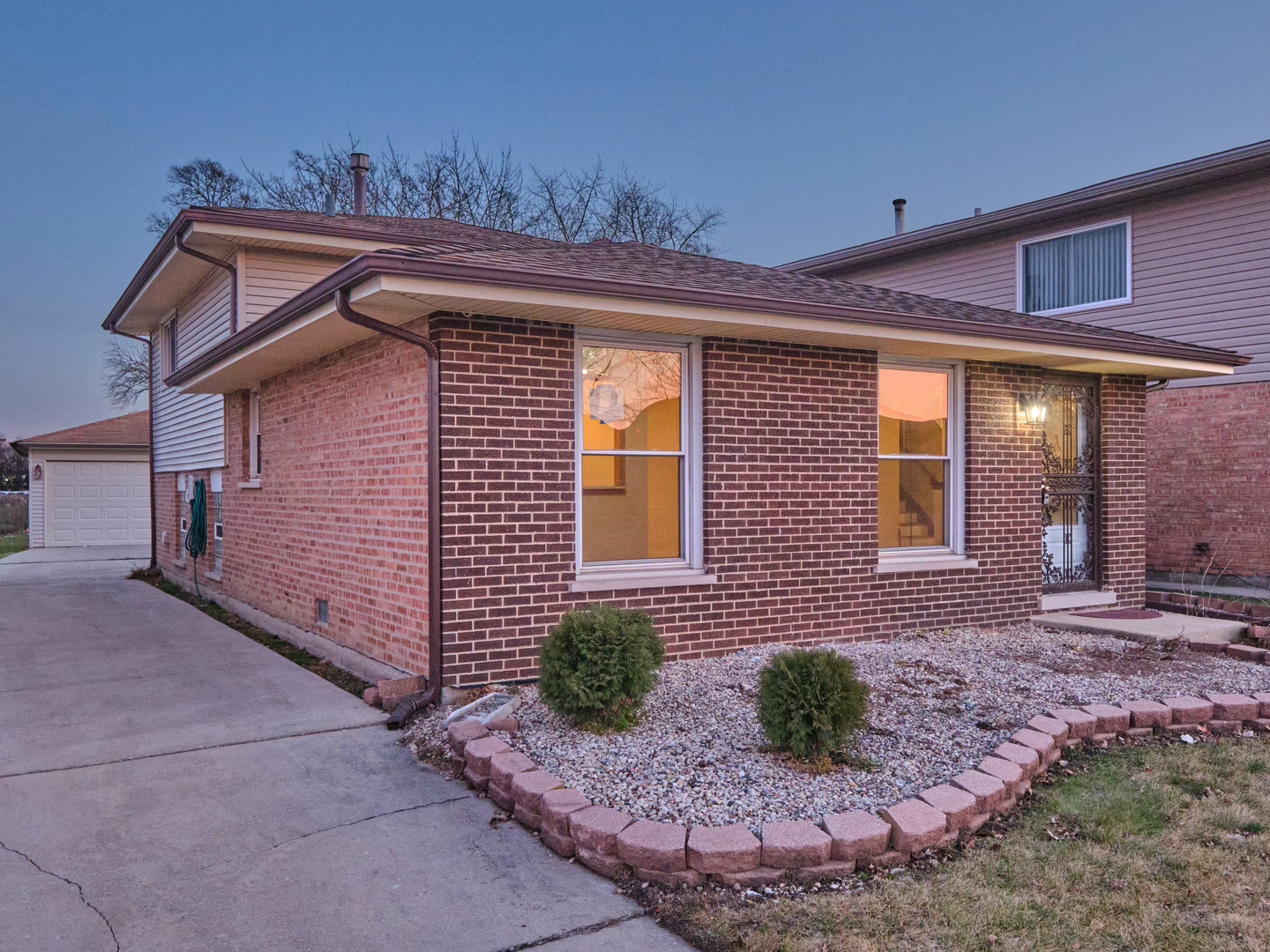 Residential for sale in Country Club Hills, Illinois, 11947227