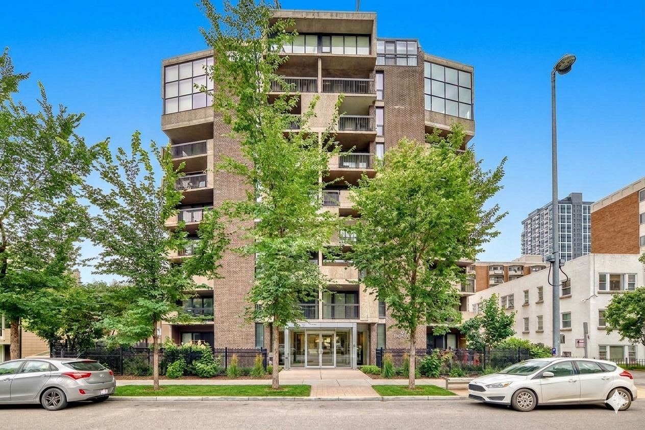 323 13 Avenue SW 101, Calgary, AB 