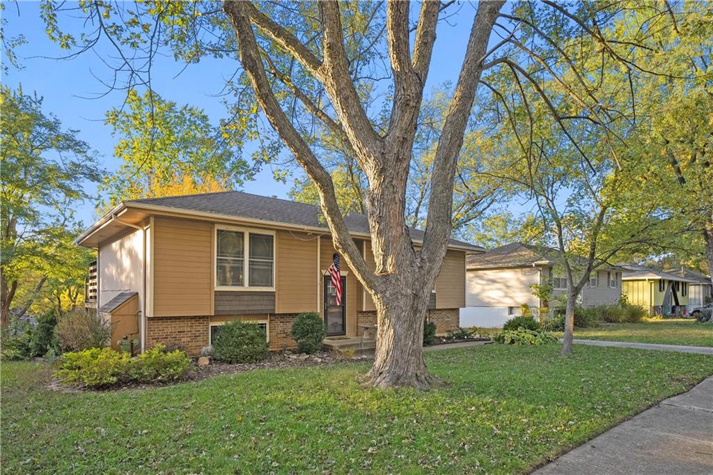 1705 SE Abbey Street