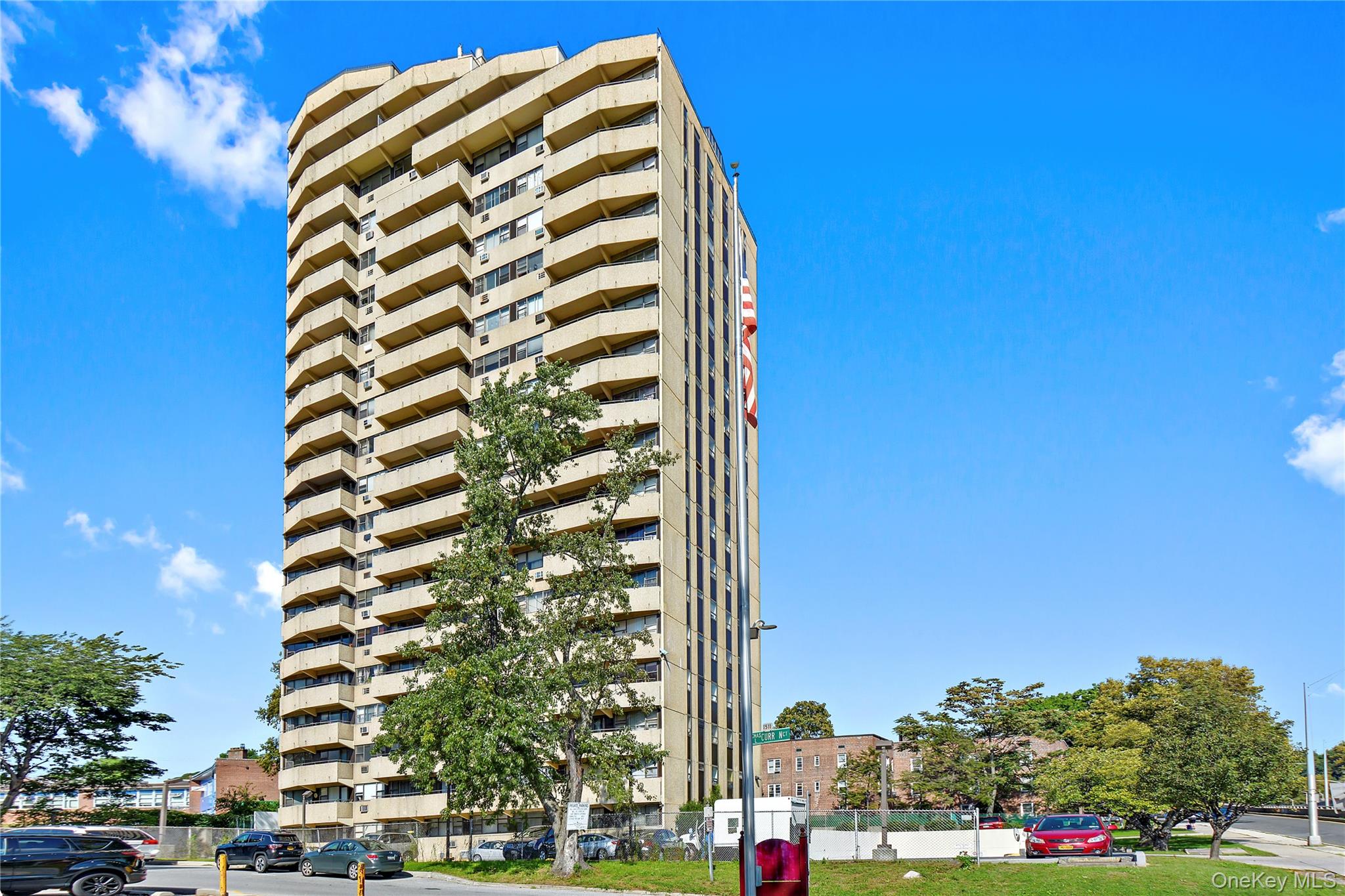 1523 Central Park Ave 3E