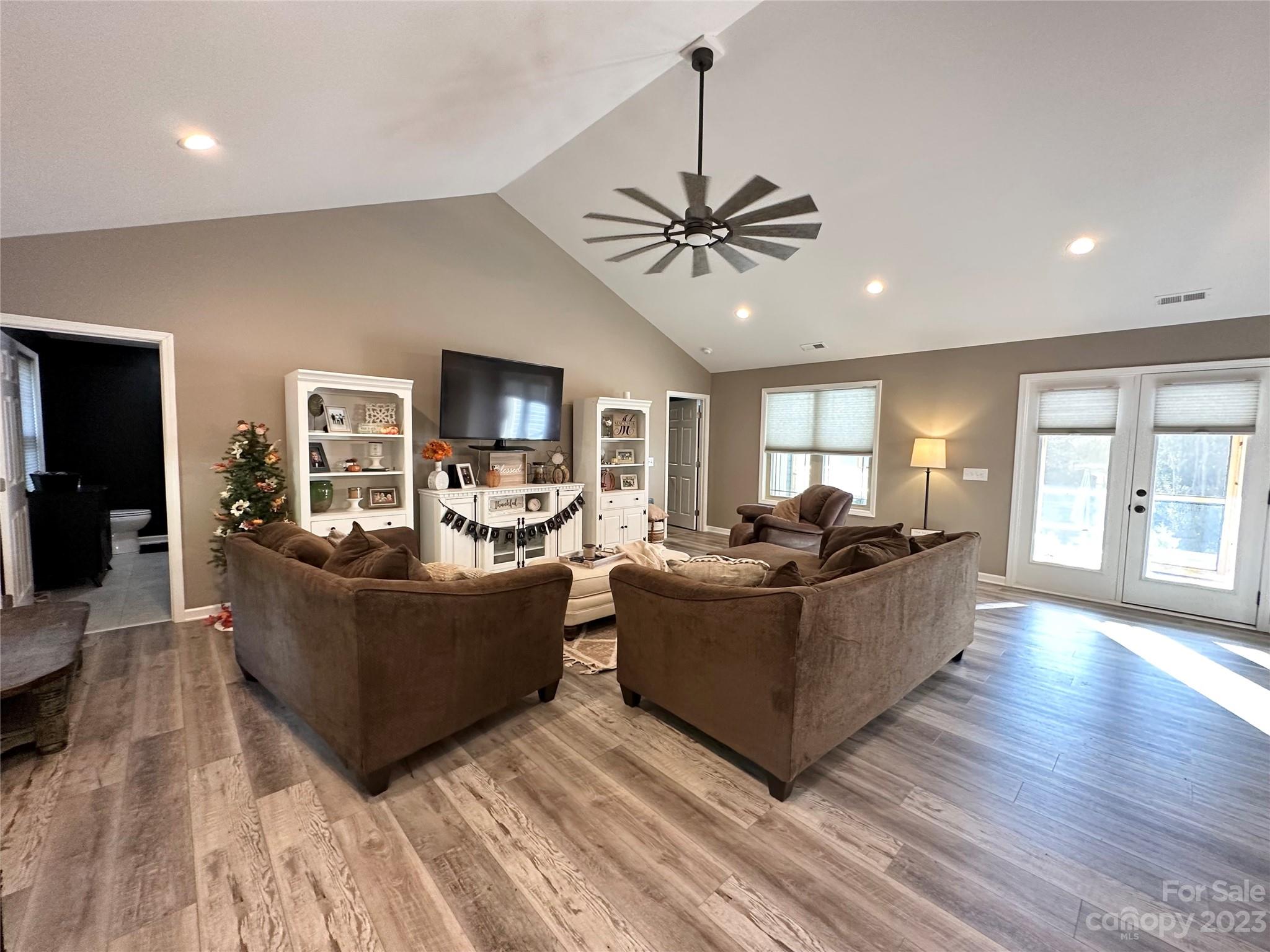 141 Deer Ridge Drive