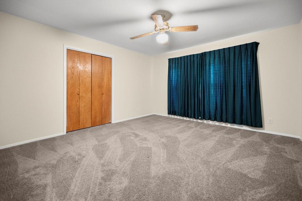4024 Lynbrook Lane