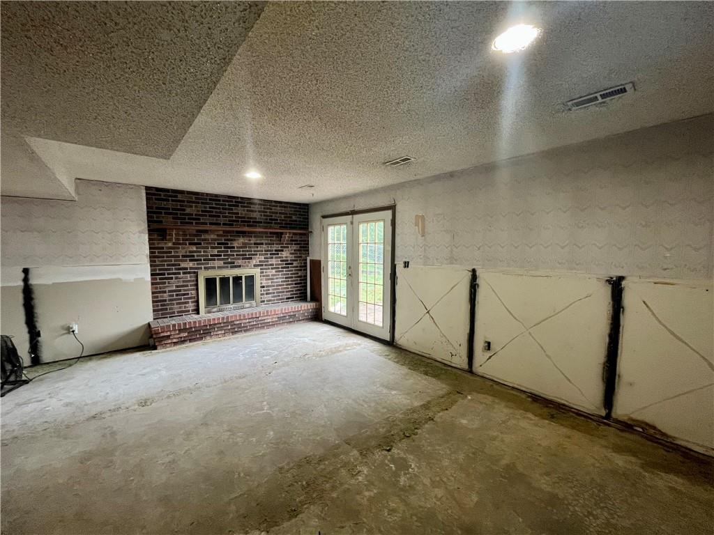 1 N Vine View Street