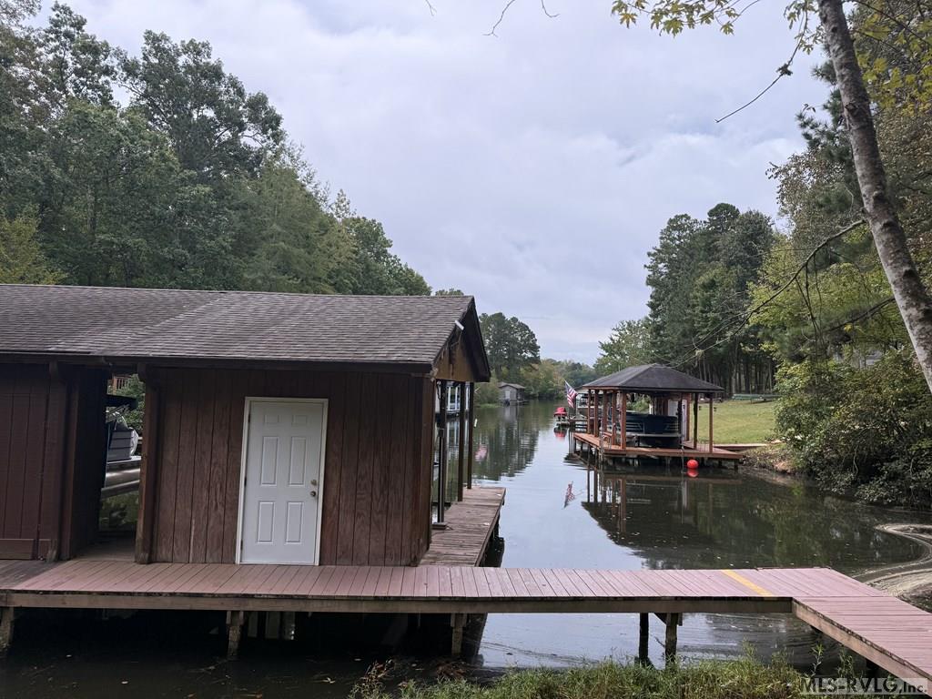 29 Waterside Drive