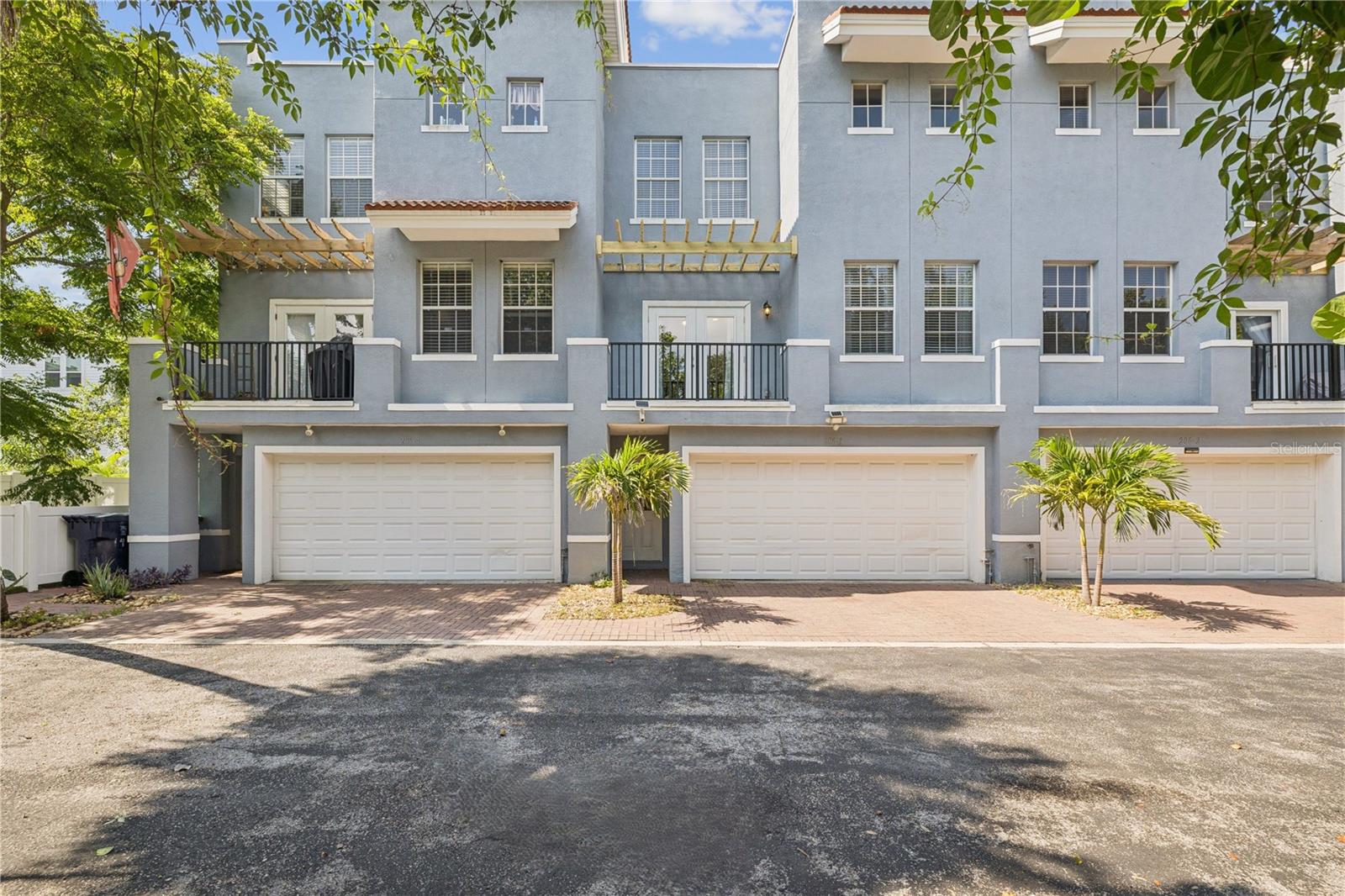 206 S Arrawana Avenue 3