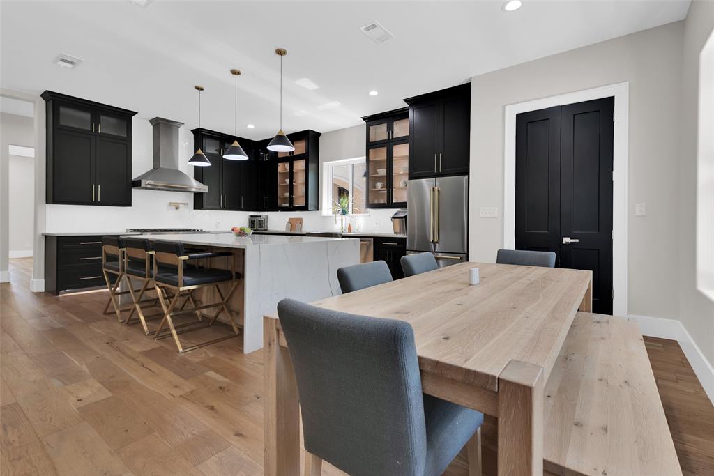 931 Waterloo Lake Drive