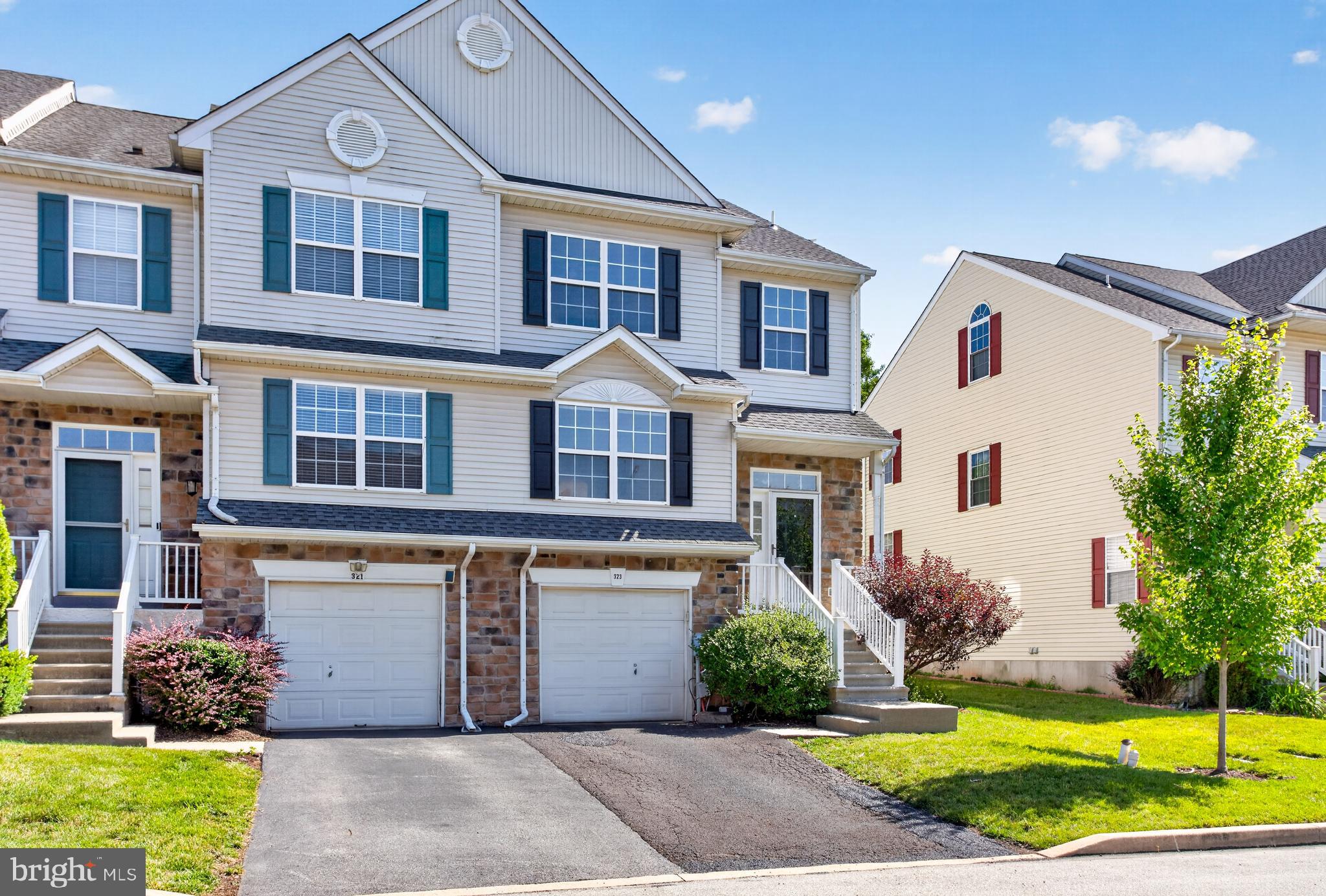 323 Glenn Rose Cir  