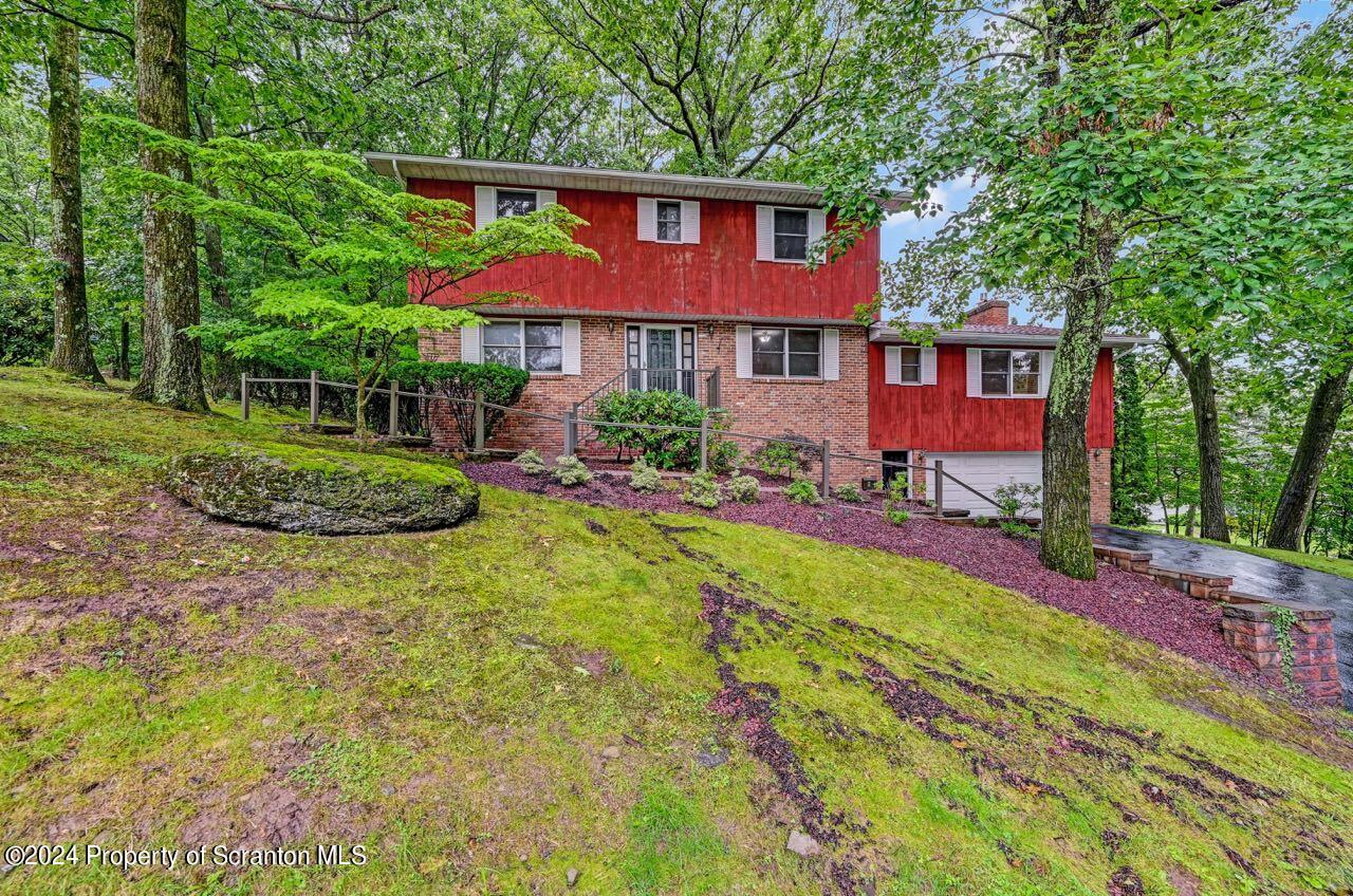 700 Lilac Lane